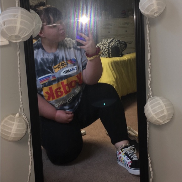 Meet your Posher, Hailie - Picture 1 of 1